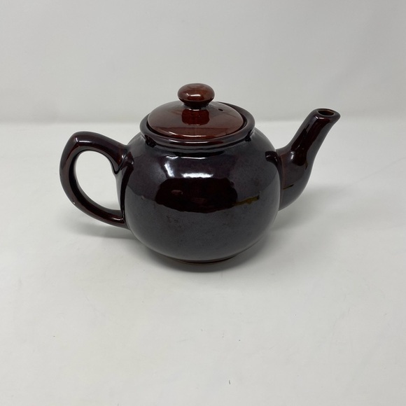 Elegant Vintage Dark Brown Ceramic Teapot - Picture 2 of 9